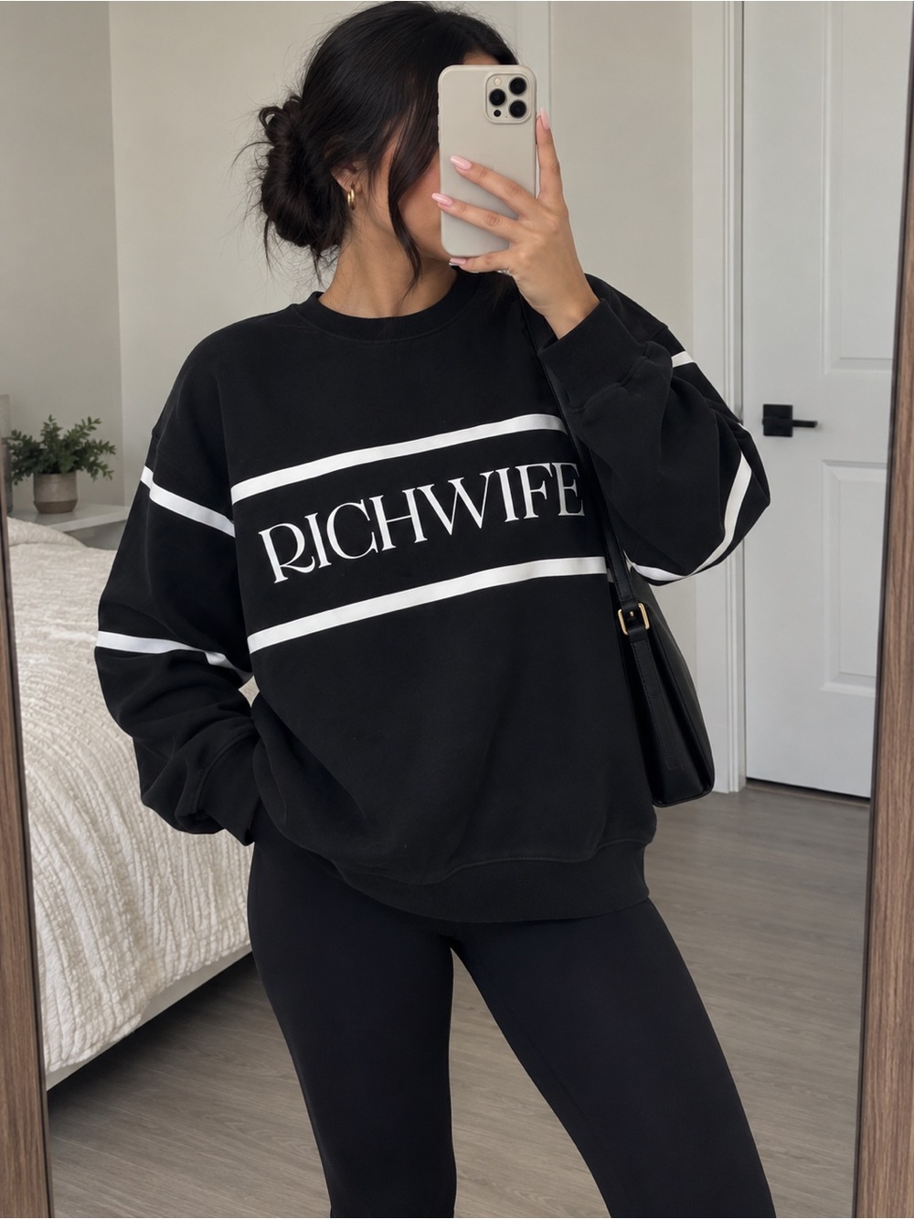 RICHWIFE Black & White Graphic Sweatshirt S/M